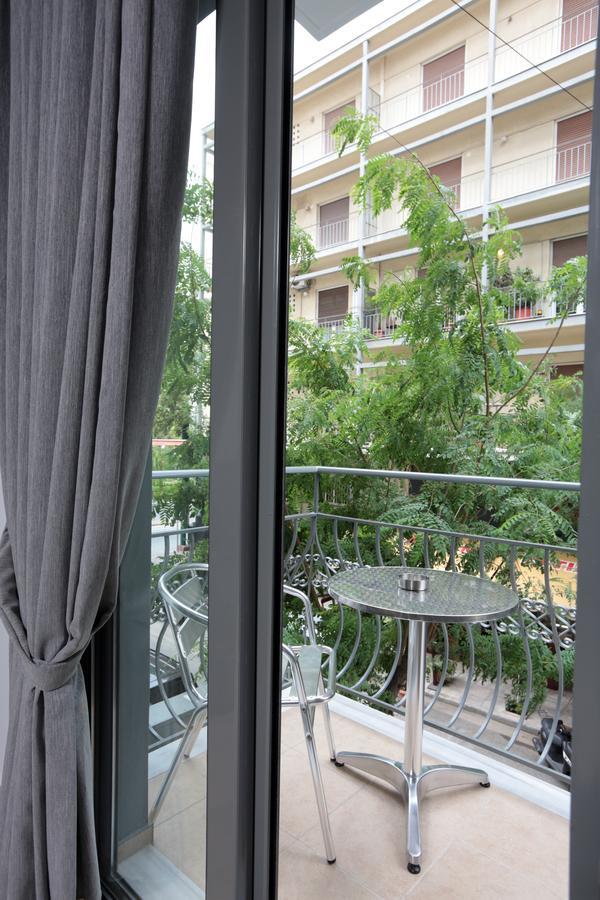 אתונה Meni Apartments מראה חיצוני תמונה